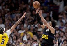 Murray buzzer-beater lifts Nuggets over Lakers