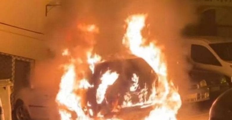احراق سيارة دبلوماسي تركي في قبرص