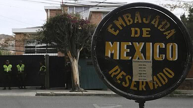 إسبانيا وبوليفيا