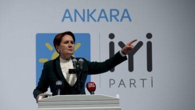 Akşener