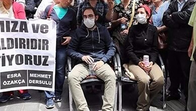 اعتقال محامين اتراك