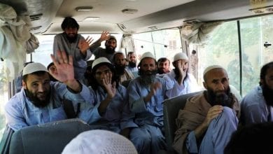 Le gouvernement afghan veut libérer 900 prisonniers talibans