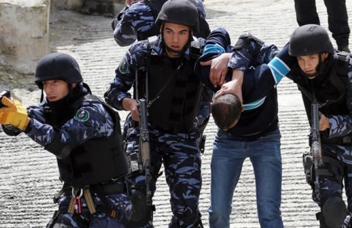 السلطة الفلسطينية الاعتقالات السياسية