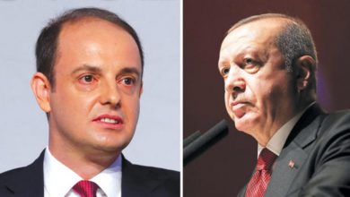 أردوغان يعزل محافظ البنك المركزي