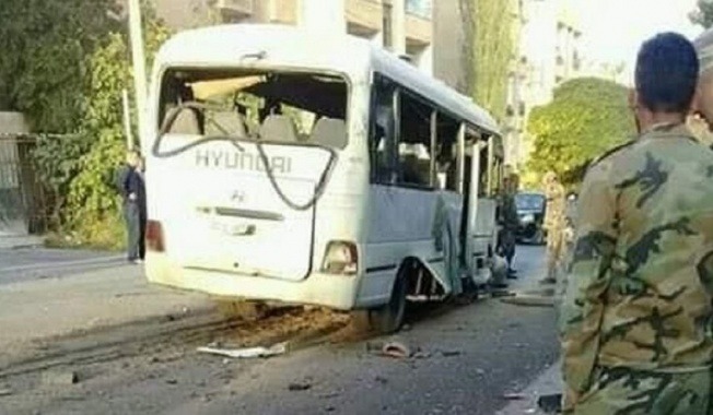 هجوم إرهابي على حافلة للجيش السوري في درعا