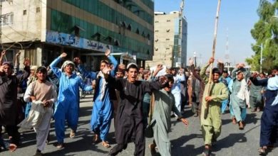 الأفغان يتظاهرون في قندهار ضد قرارات طردهم من مساكنهم