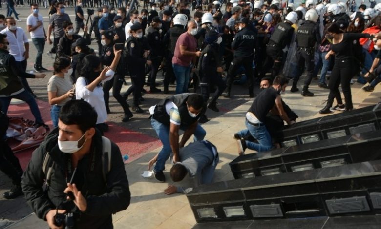 La police turque manifestants
