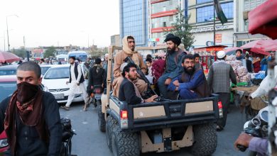 تحت تهديد السلاح: طالبان الإرهابية تطرد مئات الأفغان من بيوتهم وأراضيهم