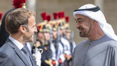 الرئيس الفرنسي مع ولي عهد أبو ظبي
