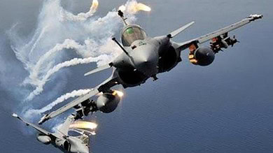 ضربات جوية على معاقل الحوثي