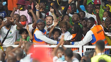 مقتل 6 مشجعين