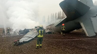 طائرة أوكرانية محطمة