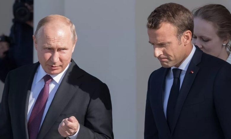 Emmanuel Macron et Vladimir Poutine
