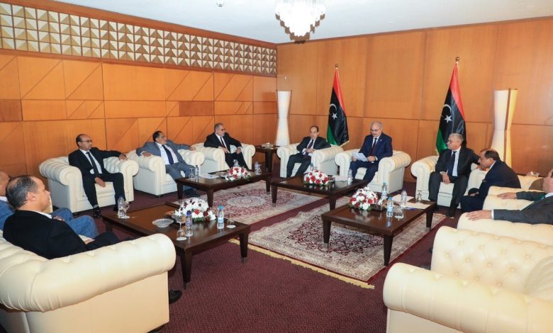 Les dirigeants libyens Caire