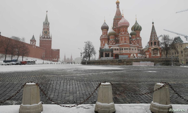 موسكو تطرد عشرات الدبلوماسيين البولنديين والبلغار
