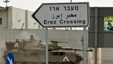 إسرائيل تغلق المعبر الوحيد في غزة أمام حركة العمال الفلسطينيين