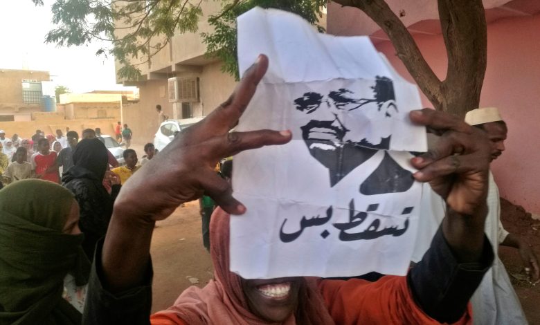 محاولة لتسويق خطاب أسقطه الشعب... 8 منظمات إخونجية تطلق تياراً جديداً للعمل في السودان