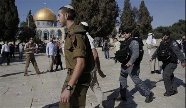 منظمات يهودية متطرفة تقتحم المسجد الأقصى بحماية من قوات الاحتلال