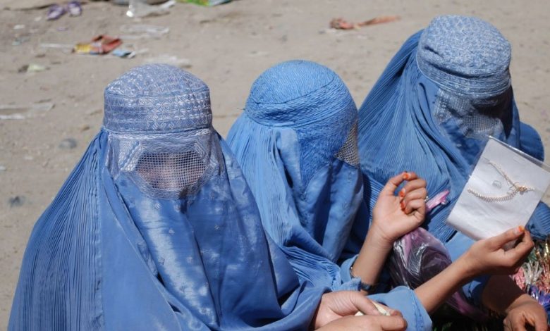 Les talibans burqa