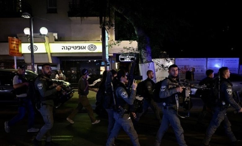 مصرع ثلاثة إسرائيليين جراء هجوم بأدوات حادة نفذه فلسطينيون