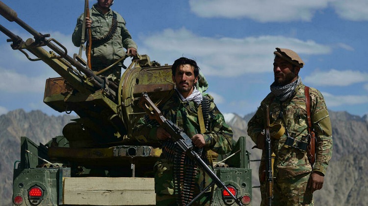 المقاومة الأفغانية تسقط طائرة عسكرية تابعة لطالبان وتأسر طاقمها