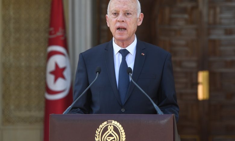 Président tunisien constitution
