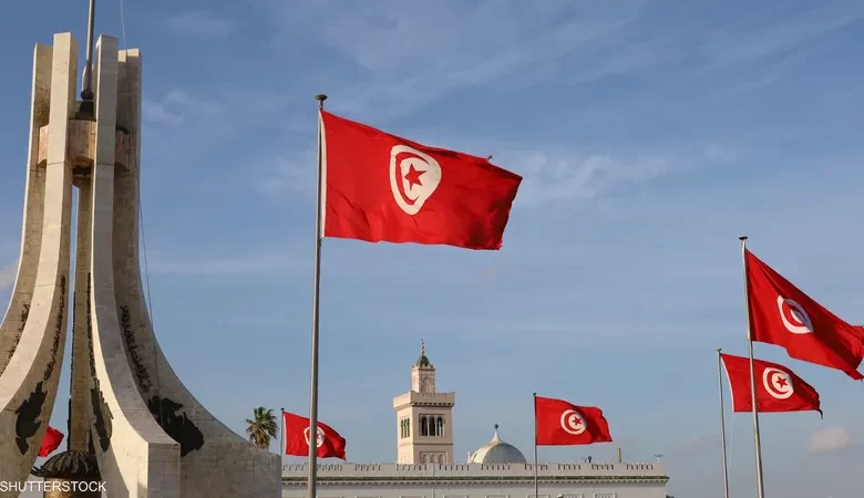 "إخلالات" في القروض والمنح التي تلقتها تونس خلال المرحلة الماضية
