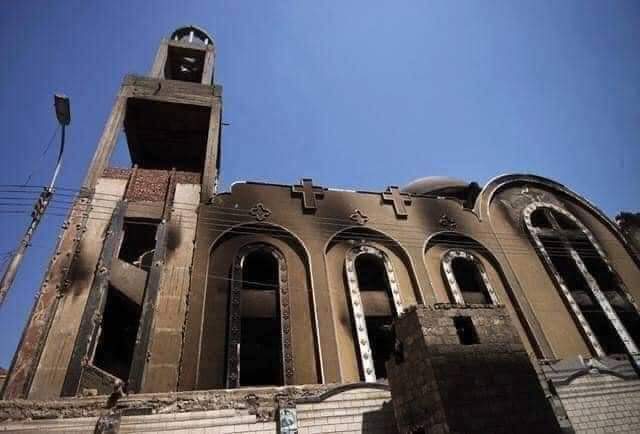 حريق كبير يوقع عشرات الضحايا داخل كنيسة مصرية