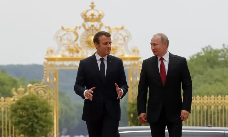 Vladimir Poutine et Emmanuel Macron