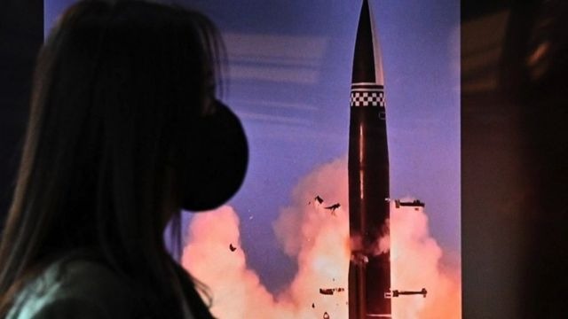 كوريا الشمالية تطلق صاروخ بالستي حديث يستنفر اليابان