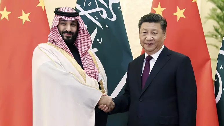 الرئيس الصيني مع ولي عهد السعودية