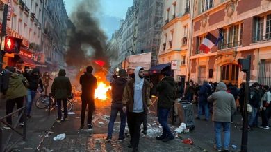 Paris les forces de l'ordre Kurdes