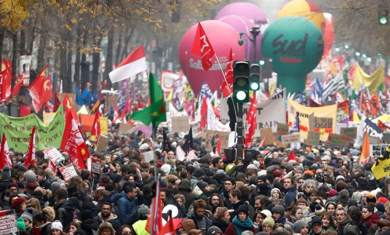 احتجاجات مليونية تعمّ أرجاء فرنسا ضد مشروع إصلاح نظام التقاعد