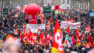 النقابات الفرنسية تحشد لموجة رابعة من الإضرابات