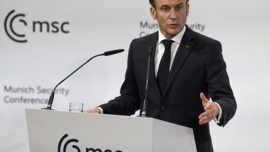 Macron