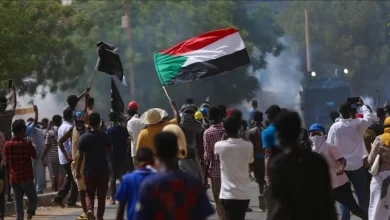 قوات الأمن السودانية تطلق النار على المحتجين ضد "الاتفاق الإطاري" وتقتل أحدهم