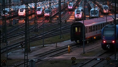 ألمانيا على خطى فرنسا... أكبر موجة إضرابات منذ عقود تشلّ الحركة في البلاد