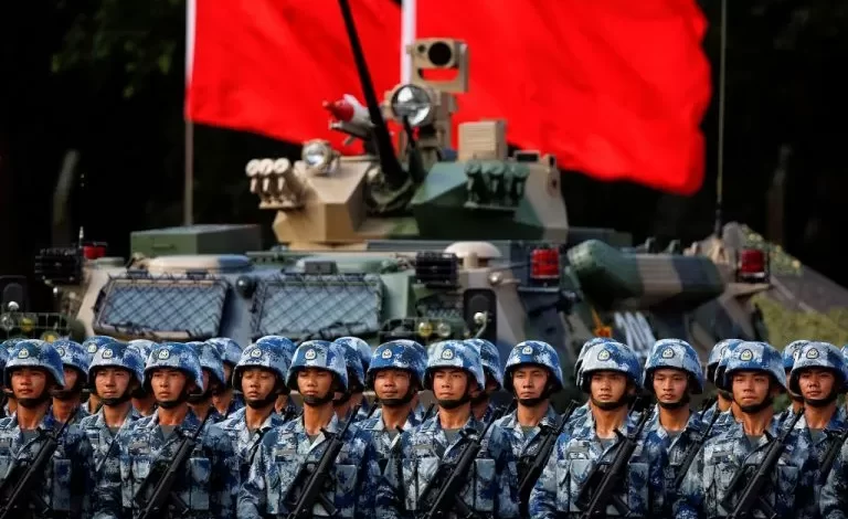 الصين ترفع إنفاقها الدفاعي وستتخذ خطوات حاسمة لمحاربة انفصال تايوان