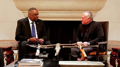 الملك عبد الله ولويد أوستن