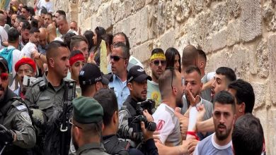 الاحتلال الإسرائيلي يقمع احتفالات المسيحيين بـ"سبت النور" في كنيسة القيامة