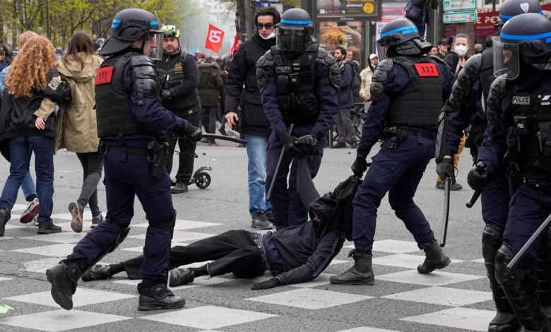 تجدد الاحتجاجات والإضرابات ضد قانون إصلاح نظام التقاعد في فرنسا