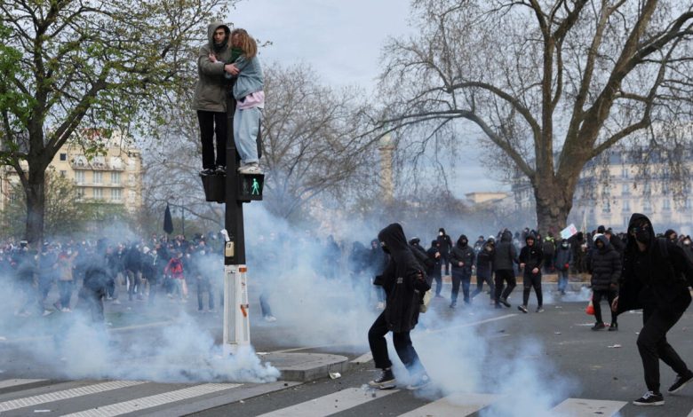 استمرار الاحتجاجات في فرنسا ضد "قانون التقاعد"