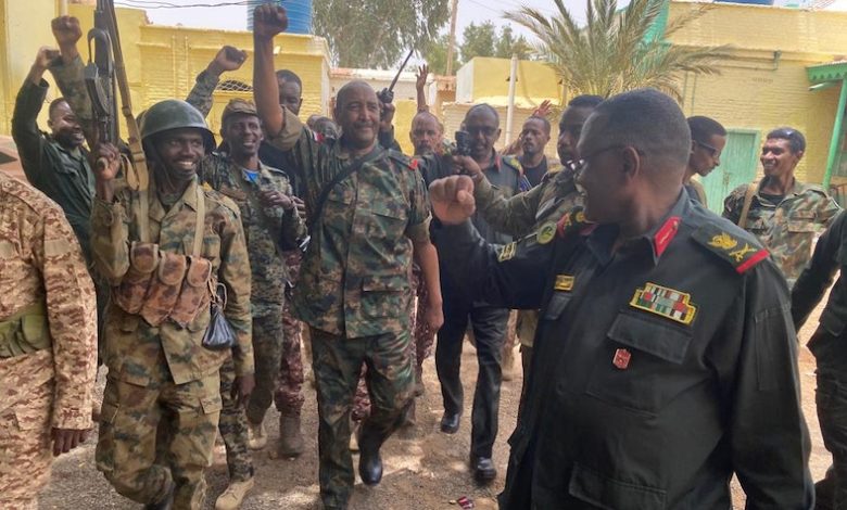 الجيش السوداني يعلّق مشاركته في مفاوضات جدة مع قوات الدعم السريع