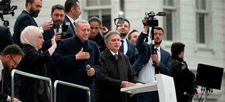 Recep Tayyip Erdogan est réelu président de la Turquie