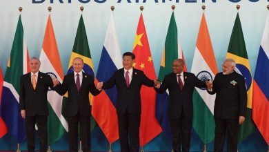 La présence au sommet des BRICS d'un dirigeant ayant adopté une politique hostile envers la Russie serait inappropriée
