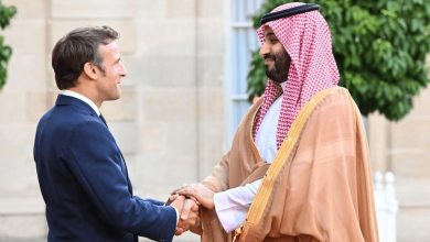 Mohammed ben Salmane visite la France et rencontre Macron