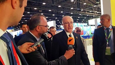 رئيس الوزراء الجزائري،