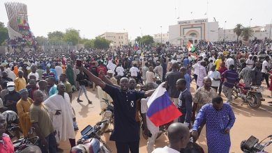 آلاف المتظاهرين المؤيدين للانقلاب العسكري في النيجر