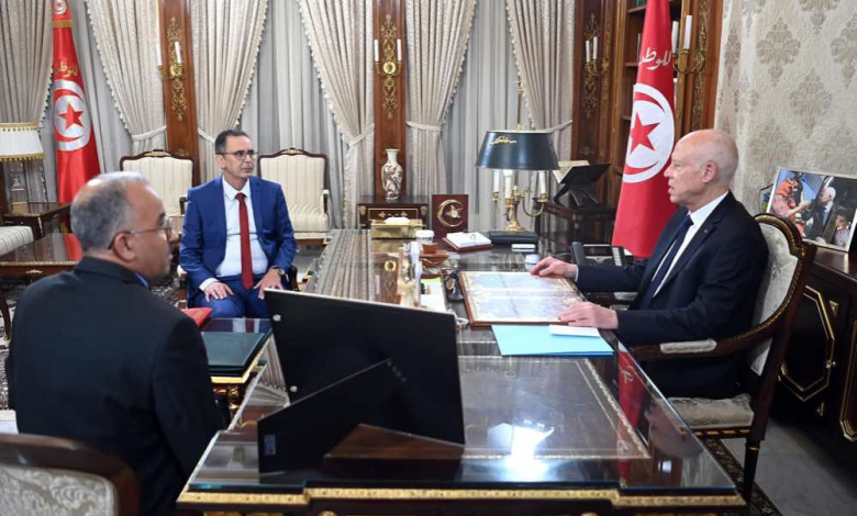 الرئيس سعيد ومحمد الرقيق وعلي عبّاس