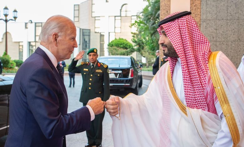 ولي العهد السعودي محمد بن سلمان، يستقبل الرئيس الأمريكي جو بايدن